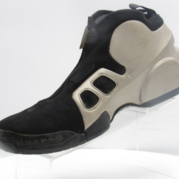 Athletic_Shoes